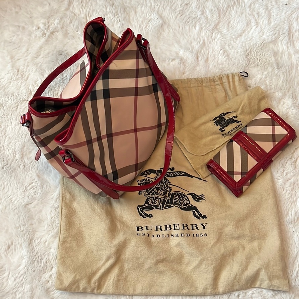 BURBERRY | CANTERBURY NOVA CHECK TOTE & WALLET | COATED CANVIS | EUC